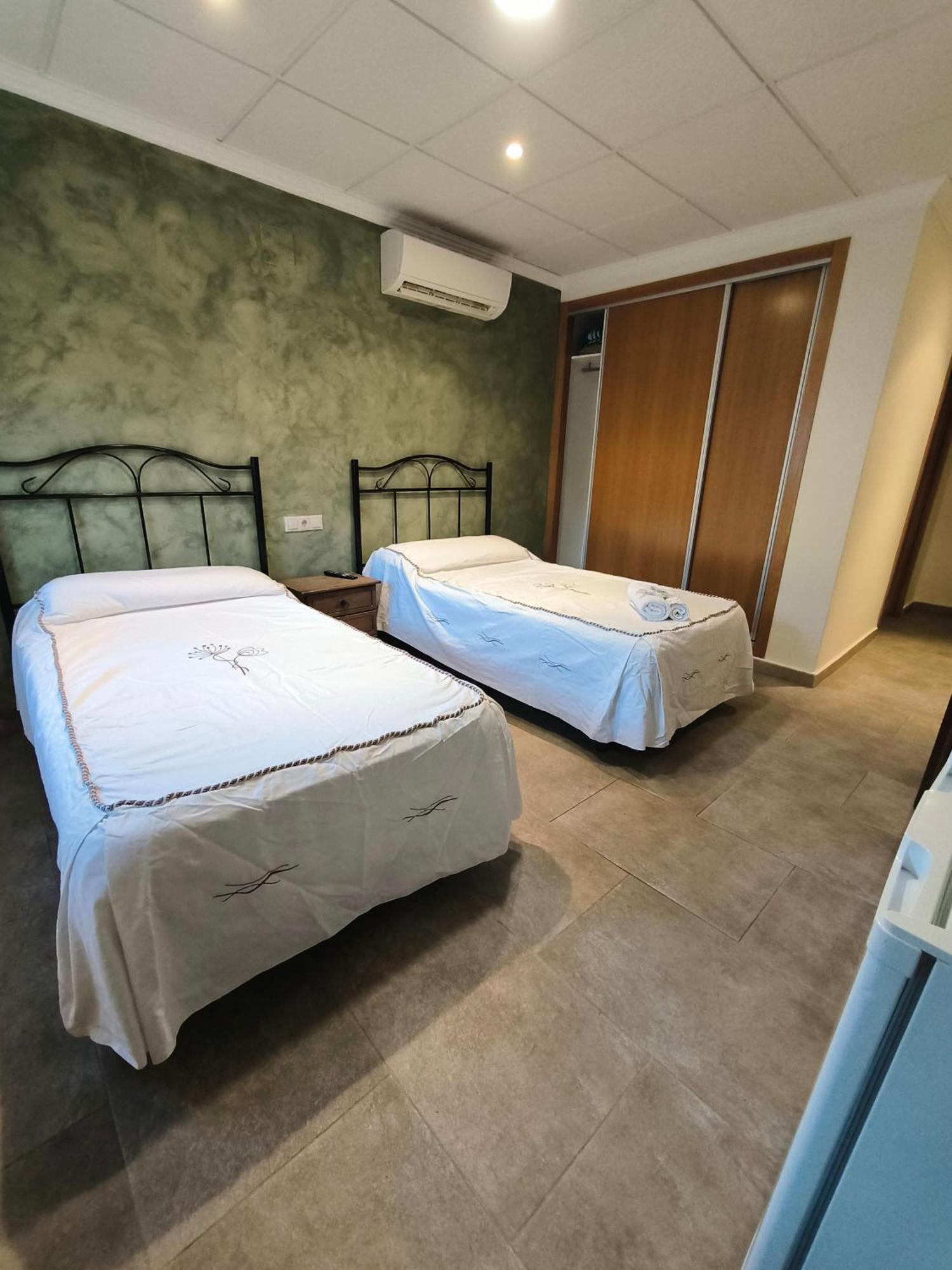 Ca' La Conchin Hotell Cortes de Pallás Exteriör bild